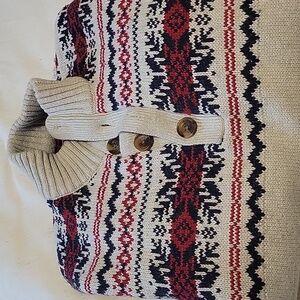 Sweater-IZOD men's argyle knit. Size M. 4 wooden buttons.